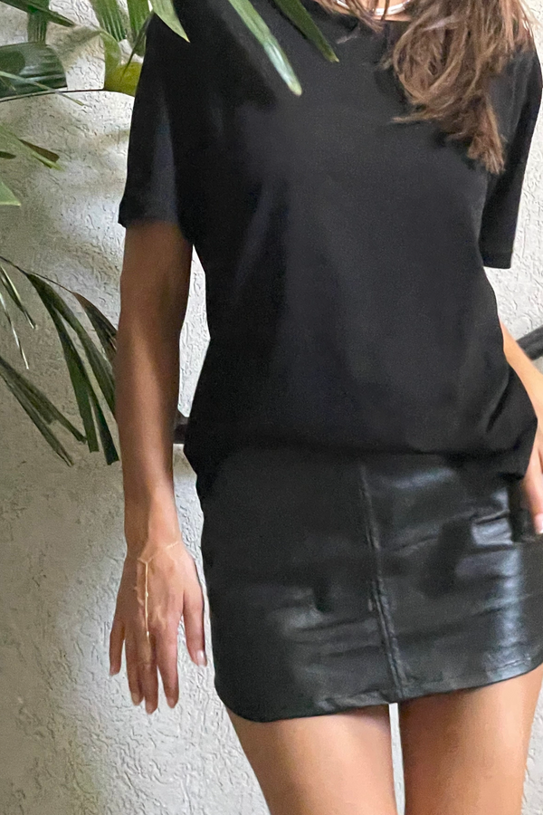 ANITA SHORT SLEEVES T- BLACK - אניטה חולצה טישרט כותנה שחורה